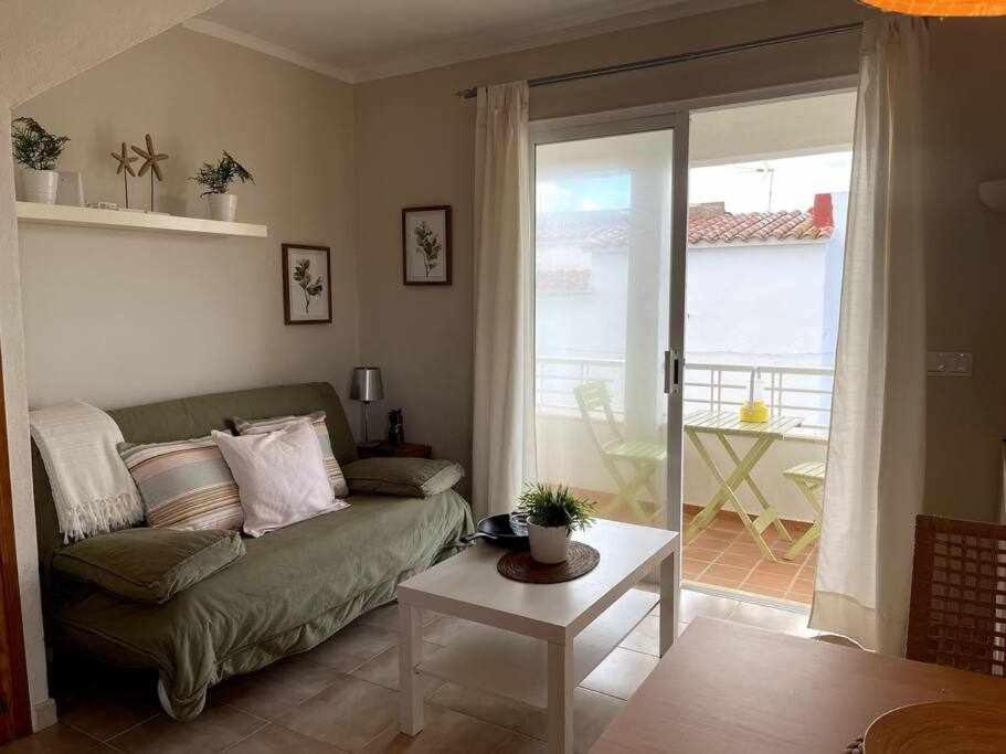 Apartmán Macarella Apatamento Con Piscina Cala'N Blanes  Exteriér fotografie