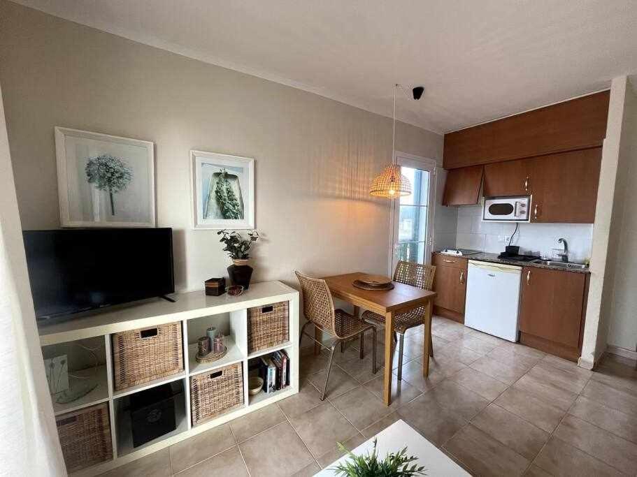 Apartmán Macarella Apatamento Con Piscina Cala'N Blanes  Exteriér fotografie