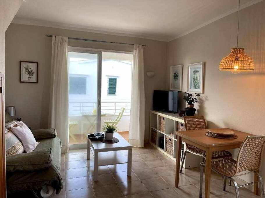 Apartmán Macarella Apatamento Con Piscina Cala'N Blanes  Exteriér fotografie